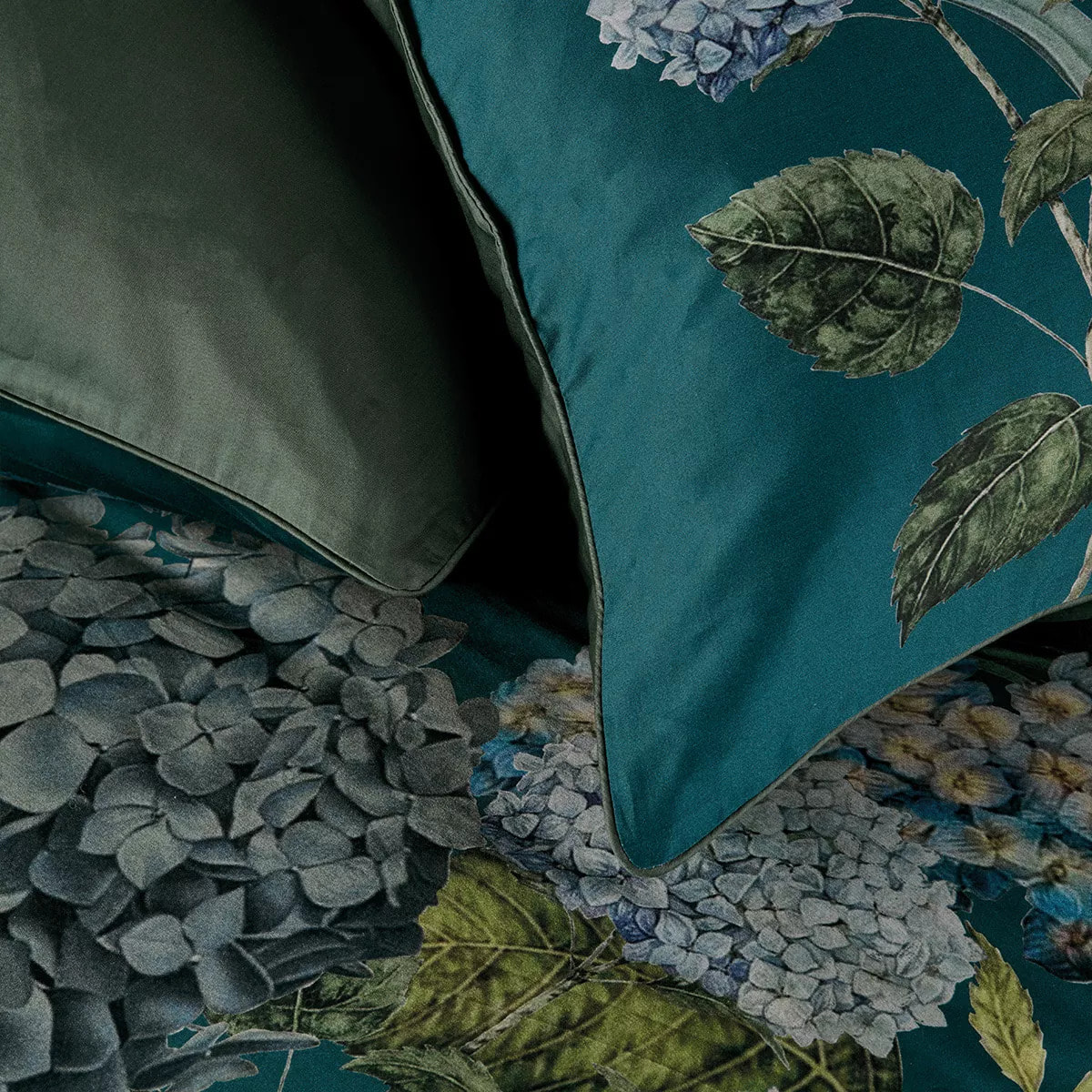 Taie d'oreiller satin de coton imprimé bleu vert Maelys satin canard