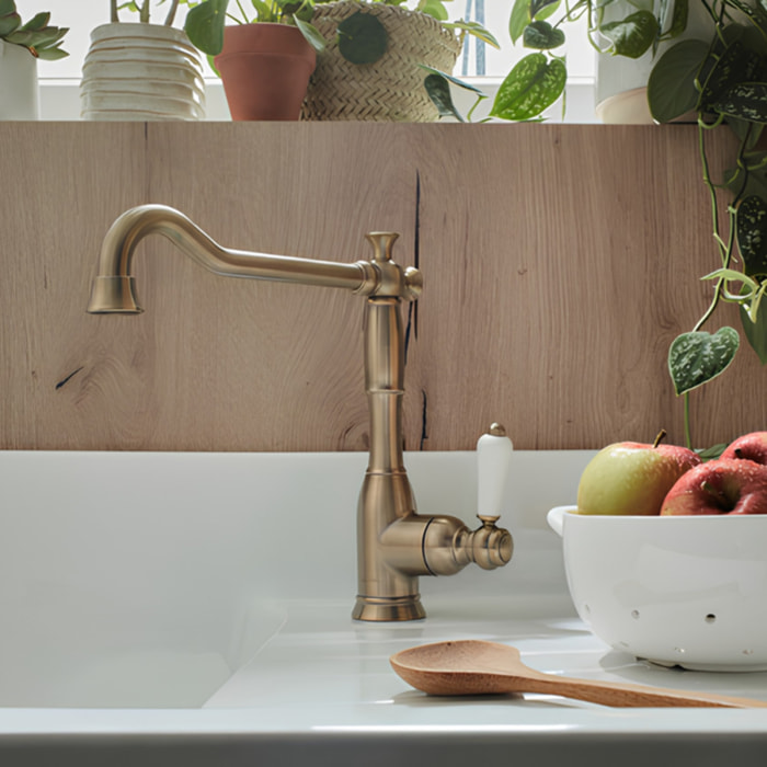 Robinet cuisine Louise bronze