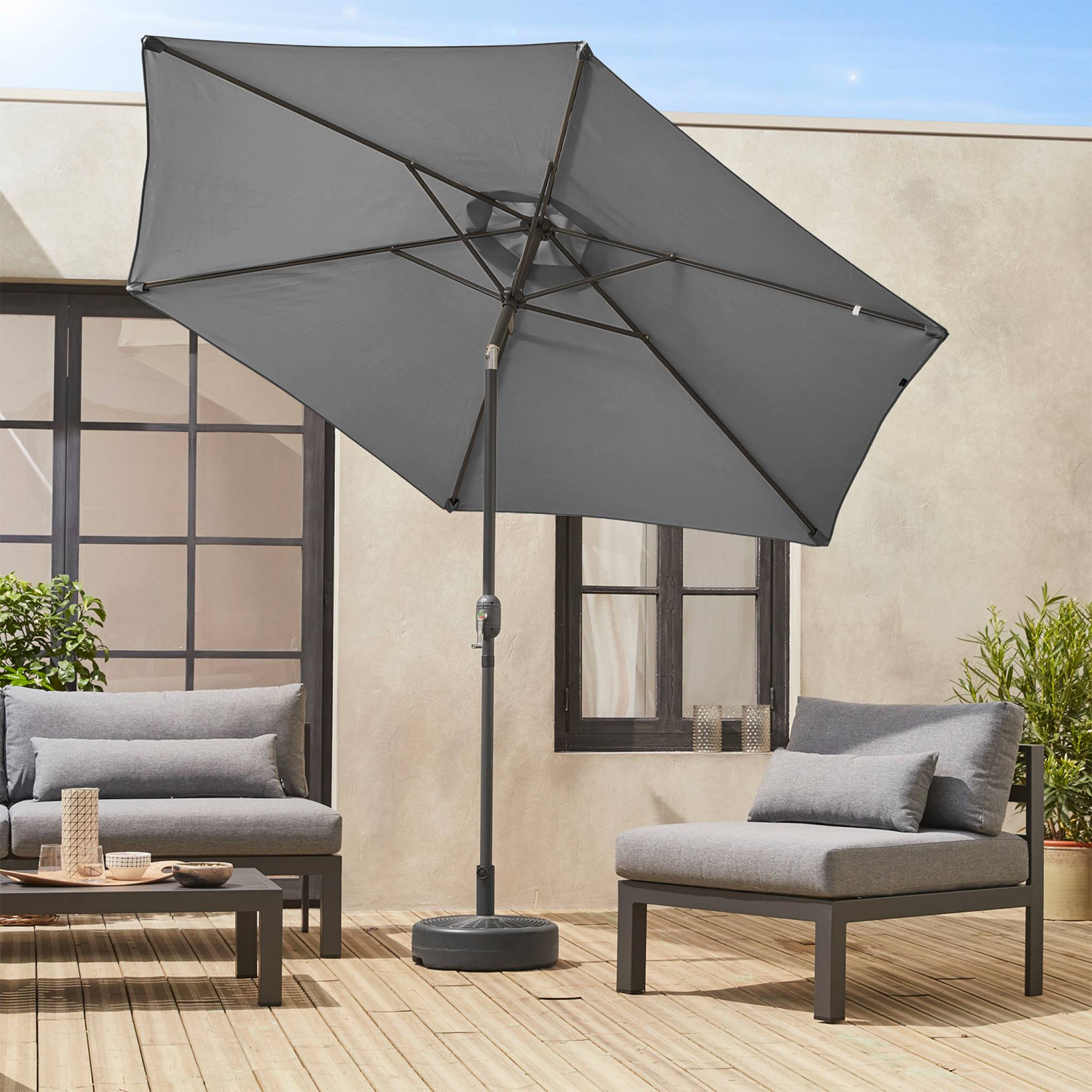 Parasol droit rond Ø300cm - Touquet Gris - mât central en aluminium orientable et manivelle d'ouverture