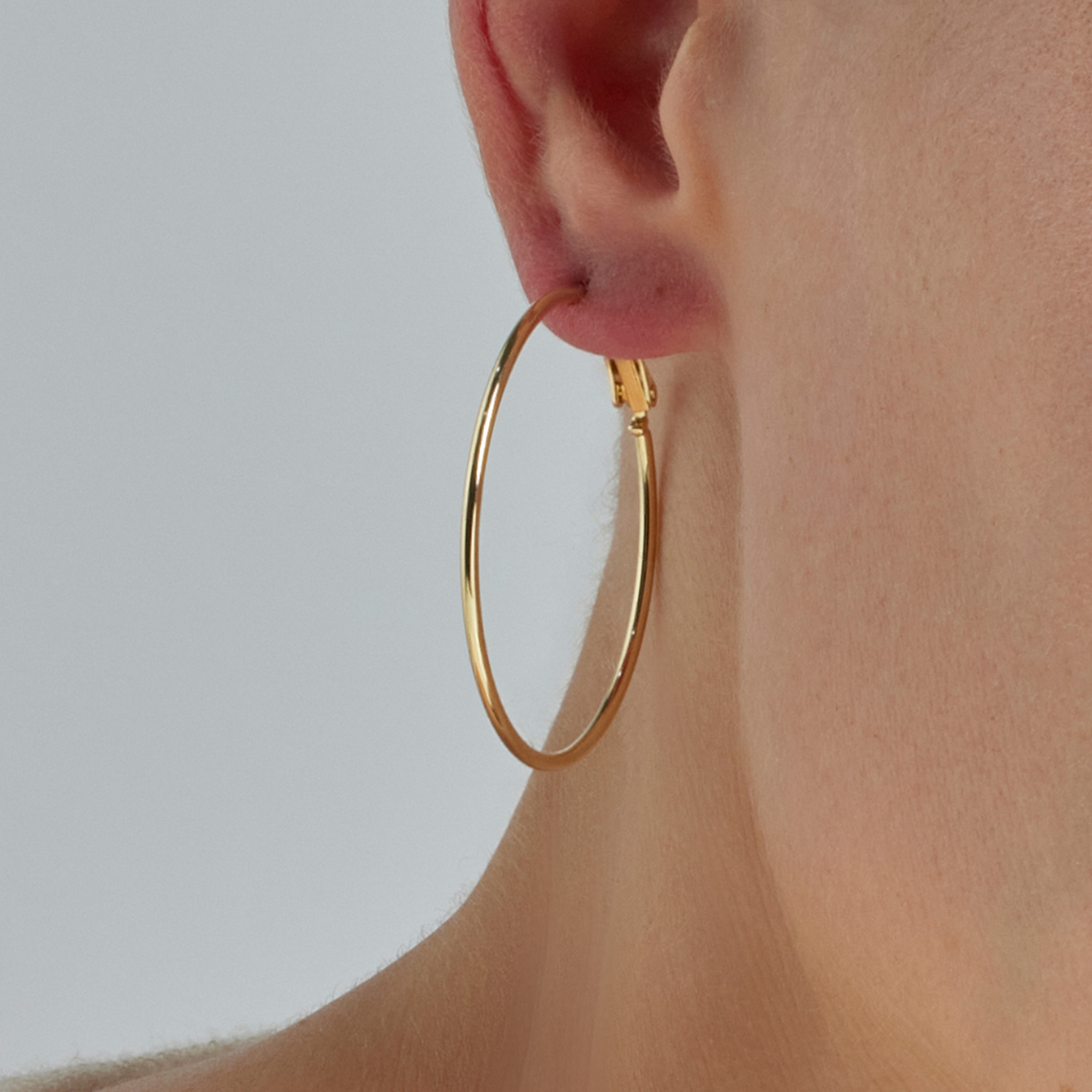 Pendientes de 40mm de diámetro acabado oro amarillo de 18k