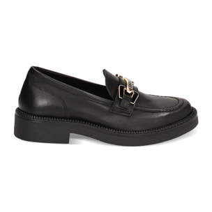Mocasín negro en cuero neutro