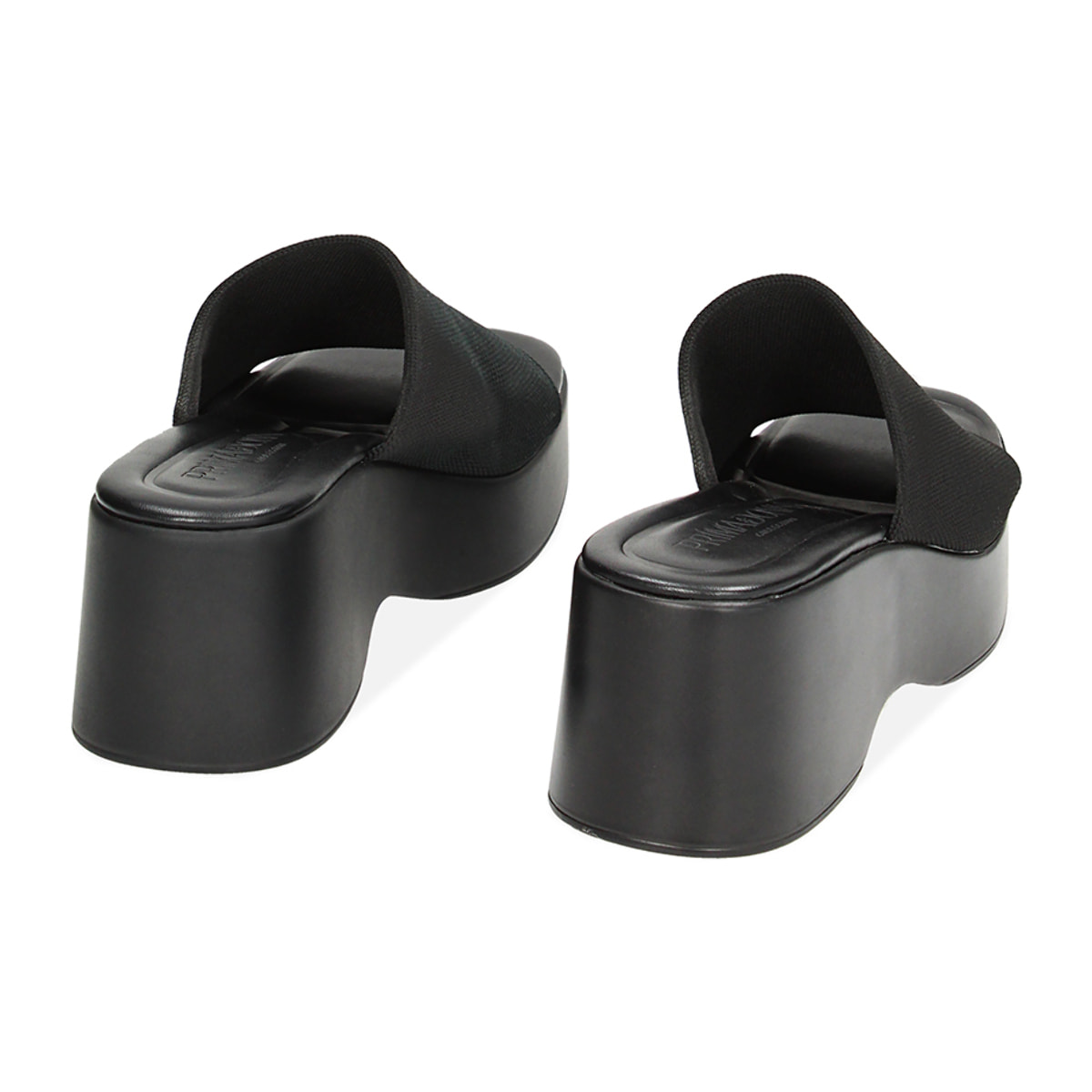 Cuñas negras de tela