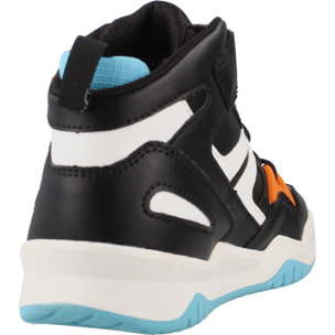 Zapatos Niño de la marca GEOX  modelo 179722 NEGRO