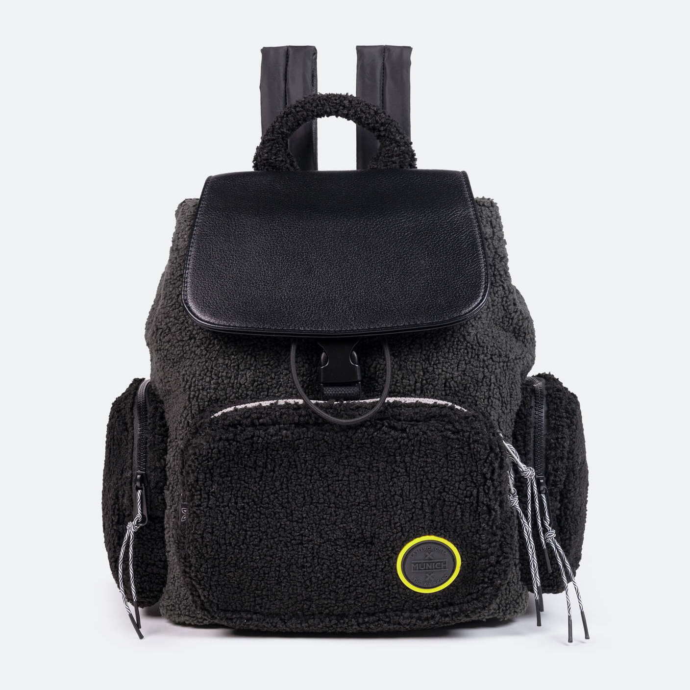 DEEP FW24 BACKPACK BLACK