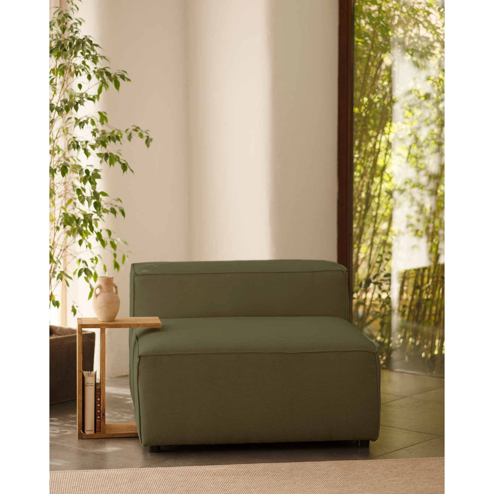 Fauteuil en velours côtelé couleur vert de 110x90cm Hauteur: 70 Longueur: 110 Largeur: 90