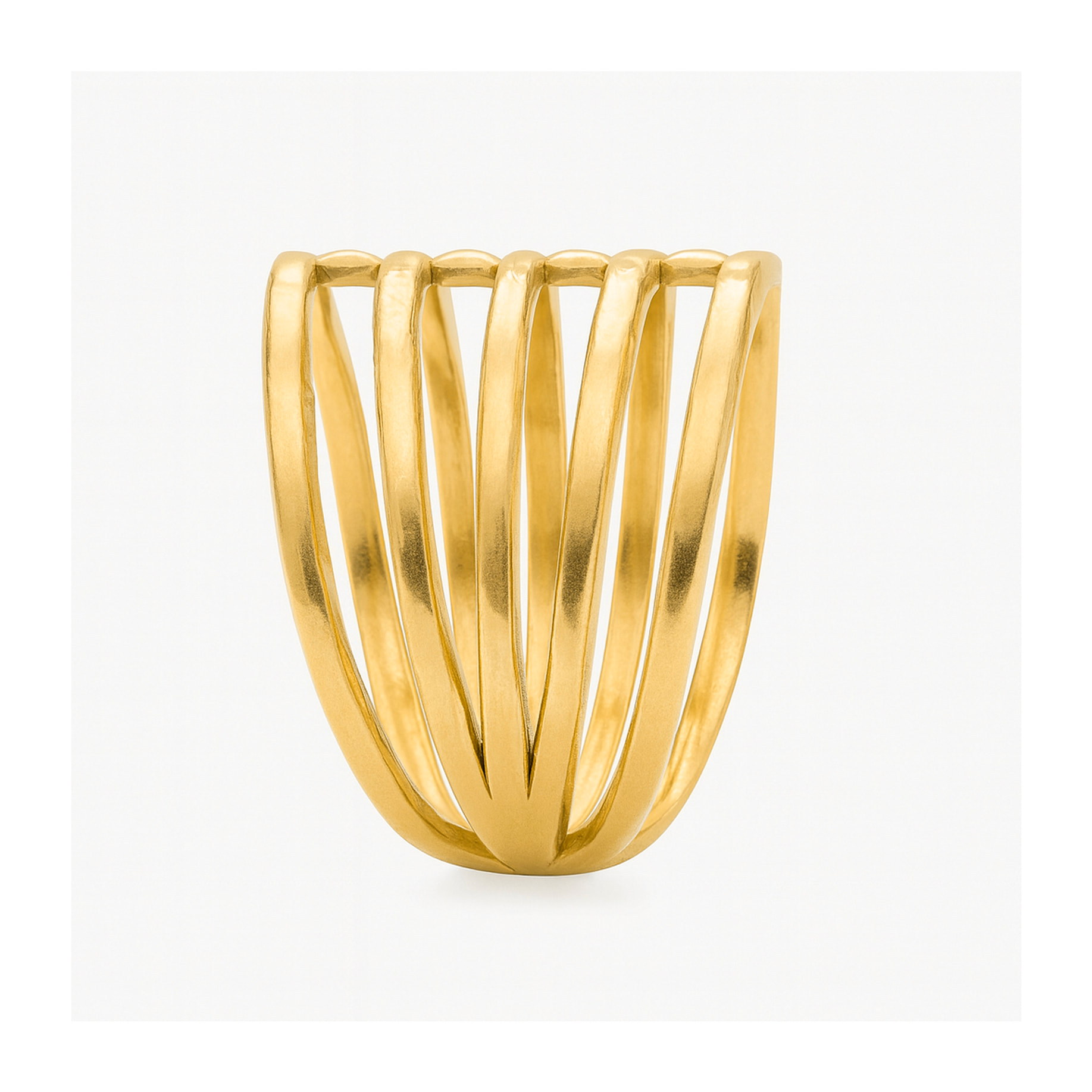 Anillo Tagan acabado oro amarillo 18k