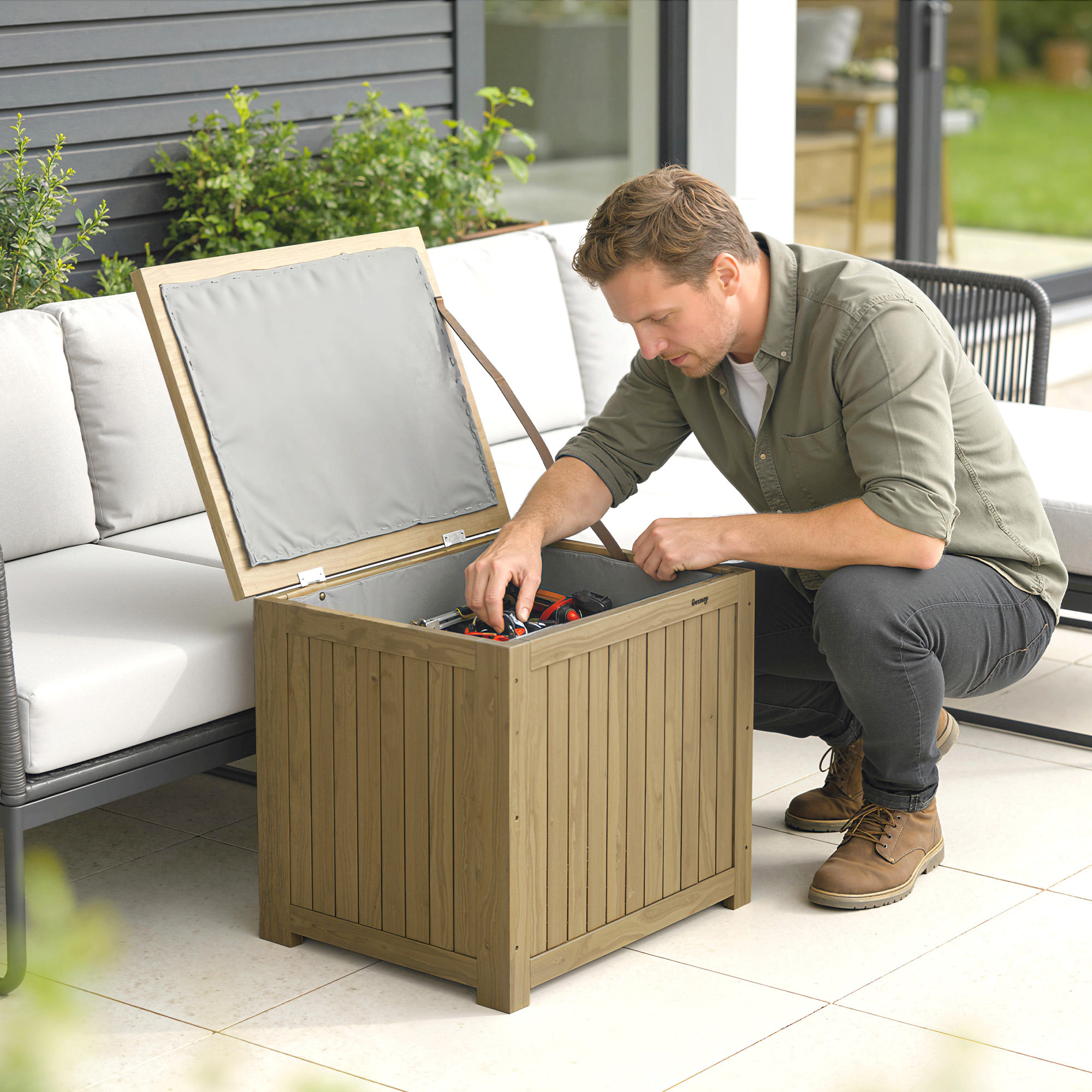 Coffre de jardin bois 130L doublure amovible
