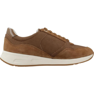 Sneakers de  Mujer de la marca GEOX  modelo D ILDE MARRON
