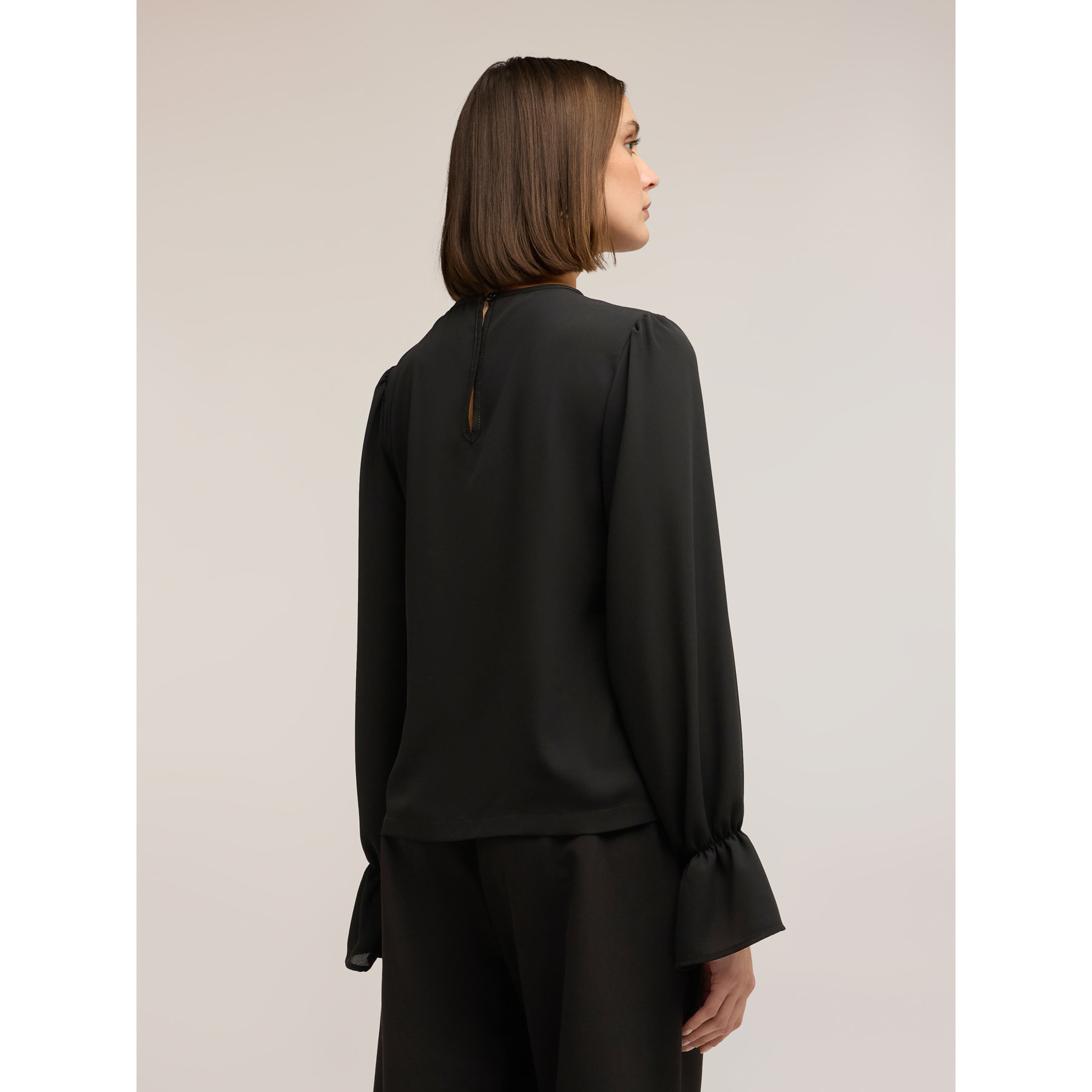 Motivi - Blusa en georgette y bordado de lentejuelas - Negro