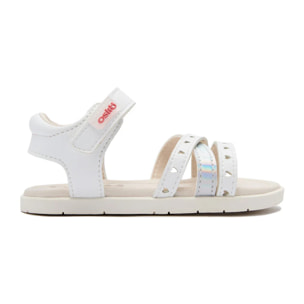 Sandalias de Bebé Blancas Respetuosas Goflex con Detalles de Corazones en Blanco