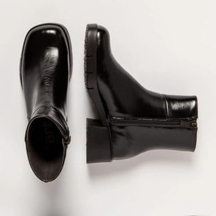 Botines 1284 NAPPA SHINNY BLACK / VARSOVIA color Black