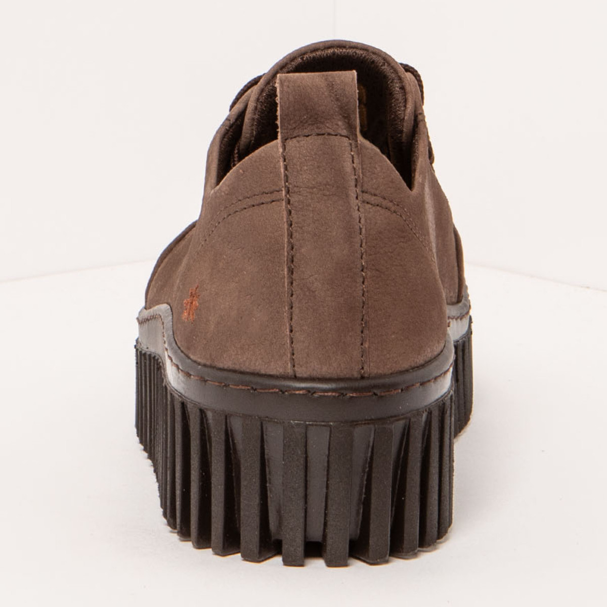 Zapatillas 1535 NOBUCK BROWN/BRIGHTON color Brown