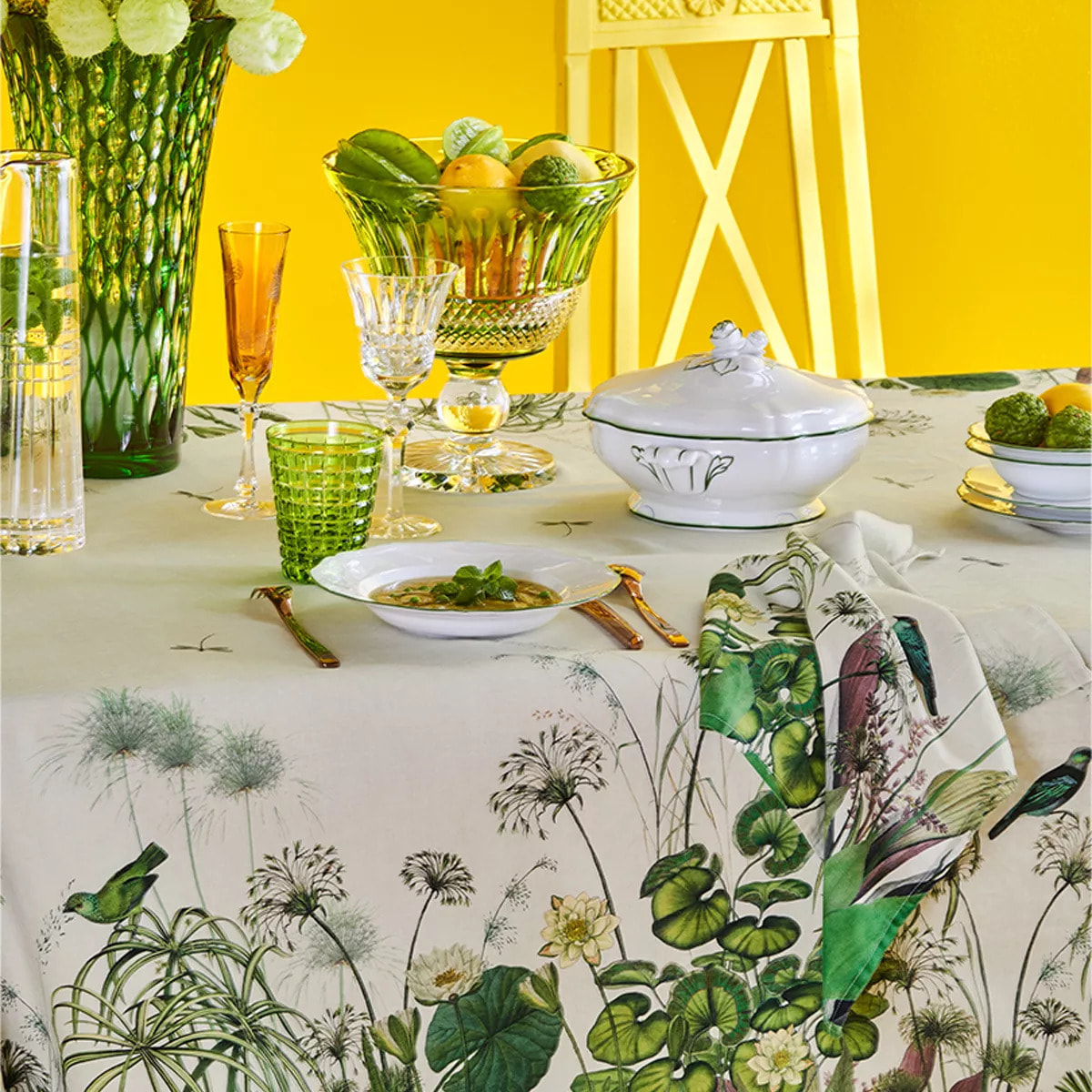 Chemin de table lin & coton lavé 150 g/m² imprimé multicolore Nenuphars parchemin