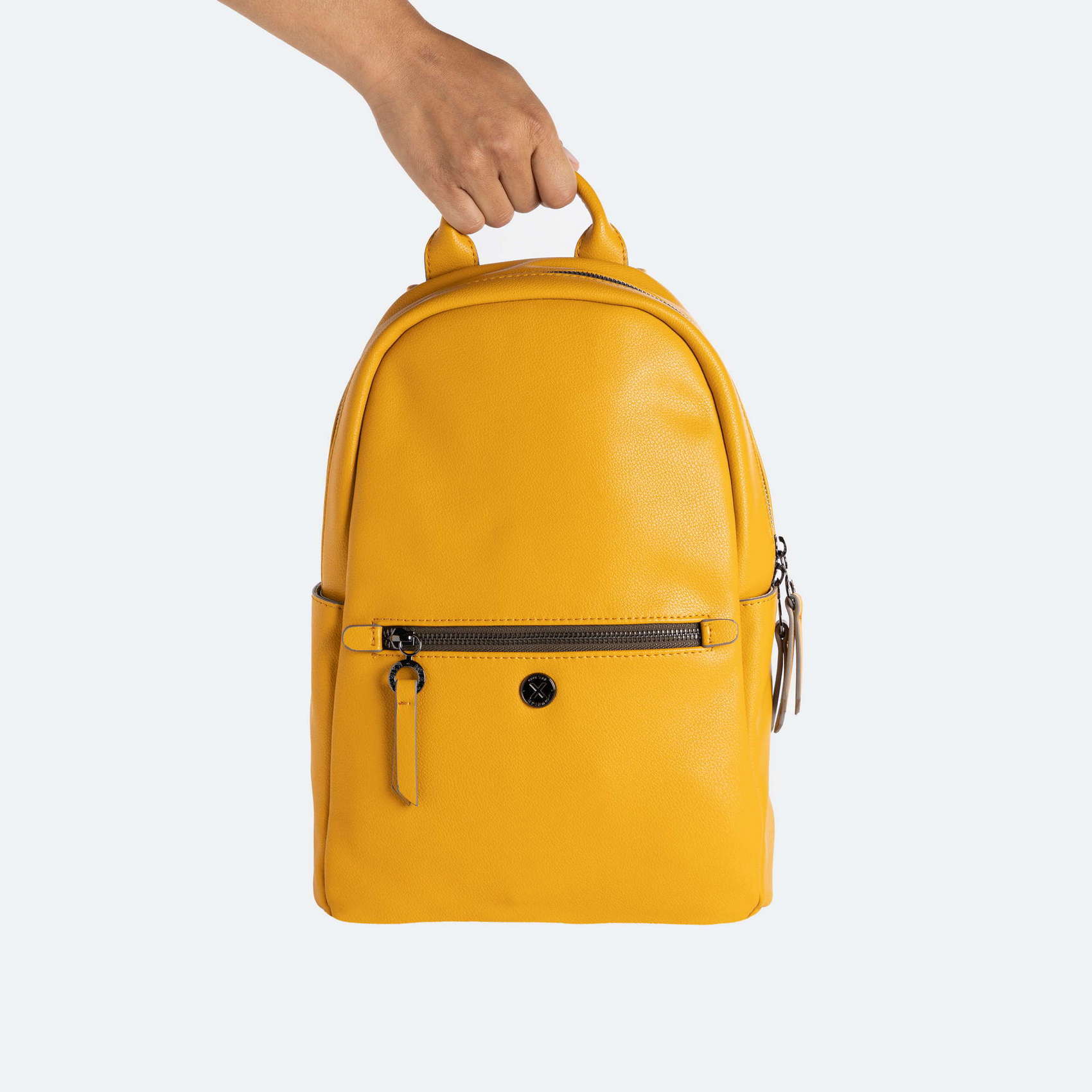 ESSENTIALS BACKPACK MOUTARD