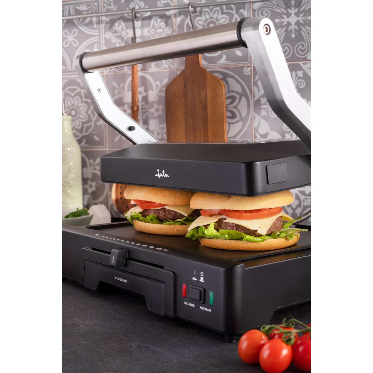 Parrilla eléctrica grill JATA GR1100 con placas mixtas (27,5 x 24 cm) antiadherentes. 2000 W