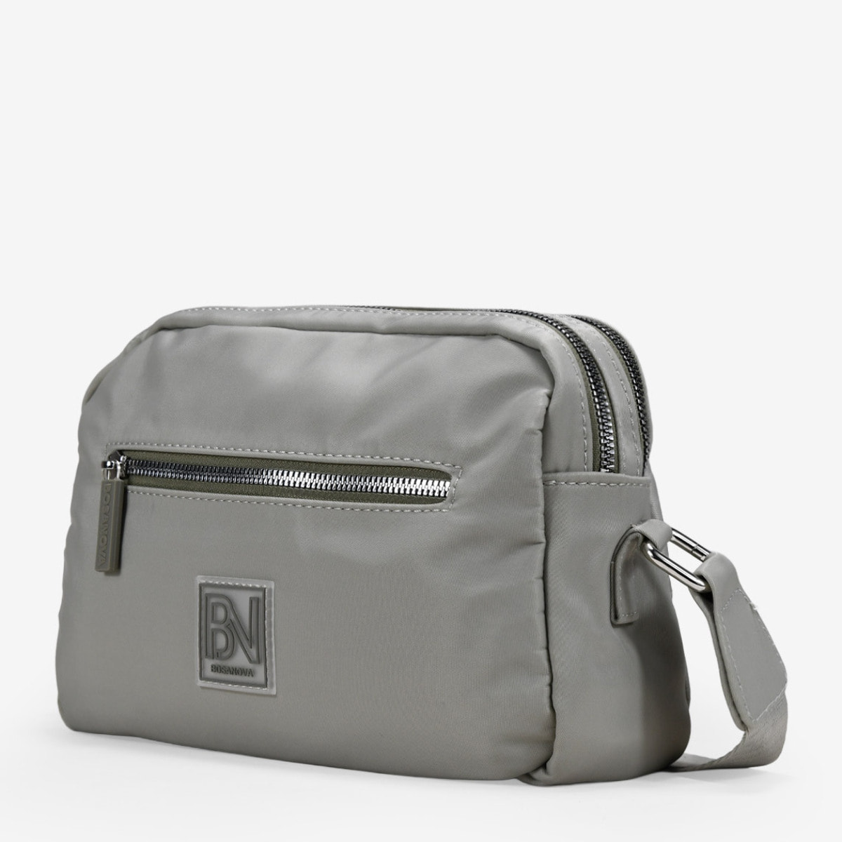 Bolso bandolera verde en nailon con doble cremallera