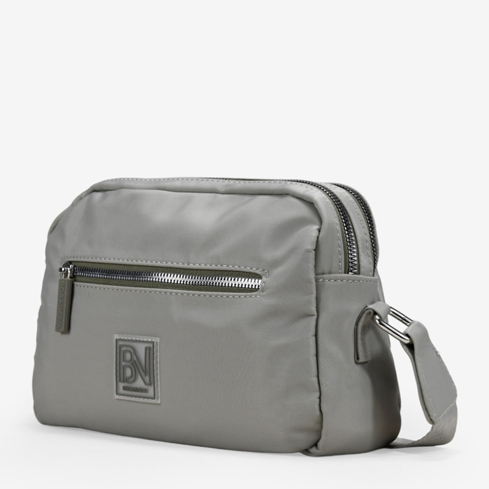 Bolso bandolera verde en nailon con doble cremallera