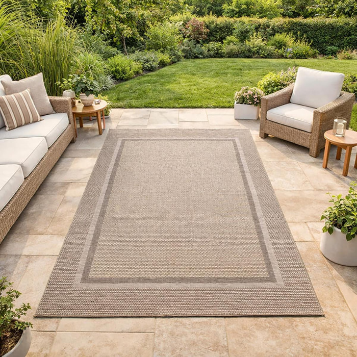 Tapis exterieur motif simple, moun, structure robuste
