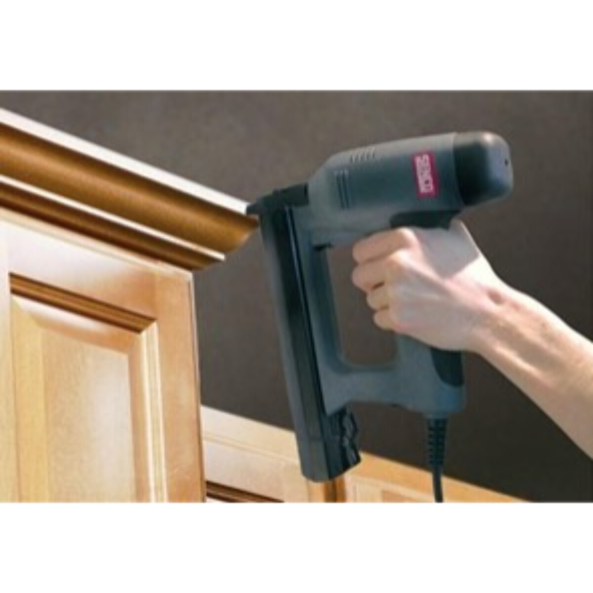 Agrafeuse-cloueuse SENCO LNS3215E brads 15-30mm / AG 12-25mm - LNS3215E