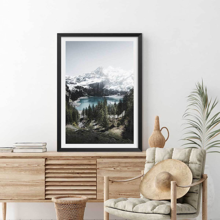 Affiche paysage lac de montagne au sommet Affiche sous cadre noir