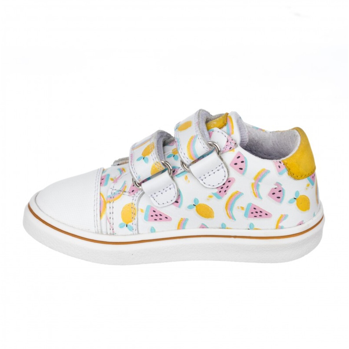 Deportiva toda en piel - Cierre  dos velcros.