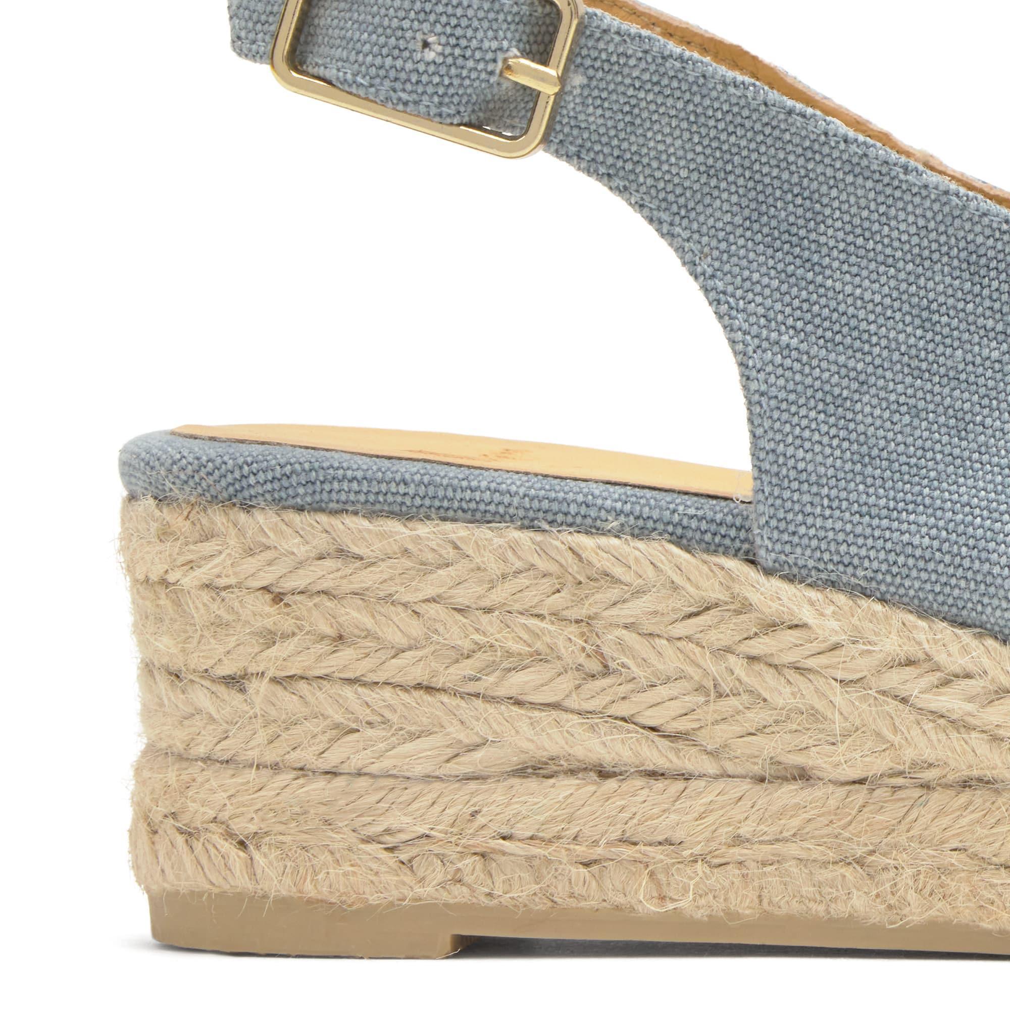 Alpargata de cuña 3 cm open toe en lona de algodón con punta cuadrada