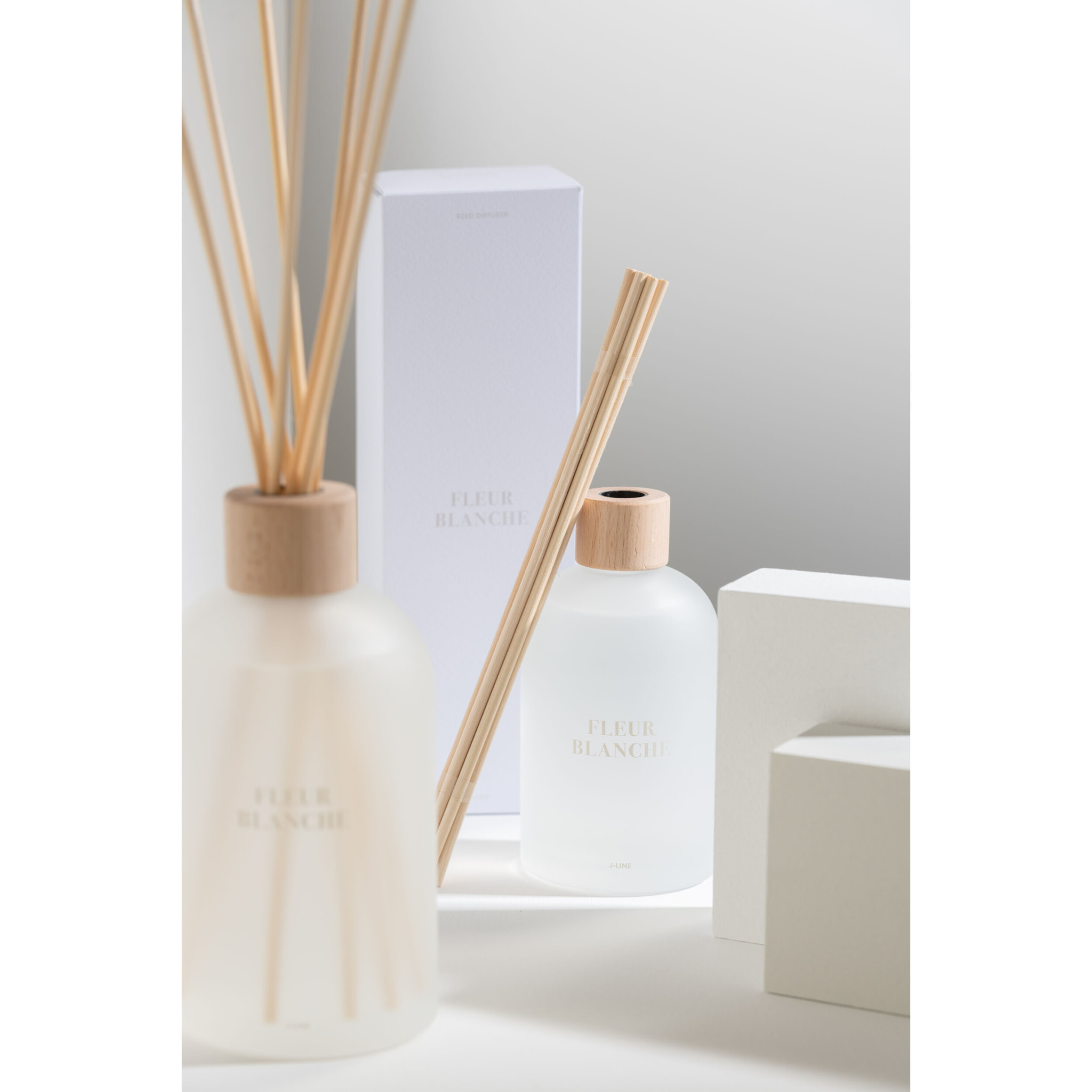 J-Line Bâtonnets parfumés Accords Essentiels - Fleur Blanche - blanc - 250ml