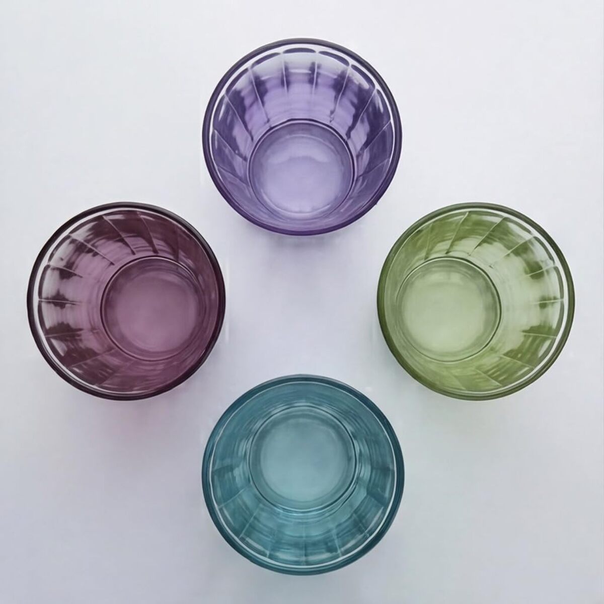 Set 6 bicchieri acqua colorati in vetro 31 cl, design moderno ed elegante, bicchieri resistenti per bibite cocktail e succhi, vetro certificato per alimenti senza piombo, lavabili in lavastoviglie