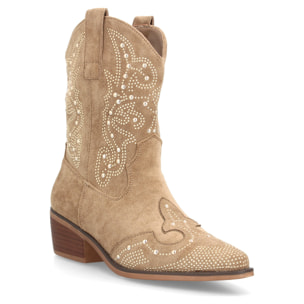 Botín cowboy mujer caña media con tachuelas decorativas y tacón bajo