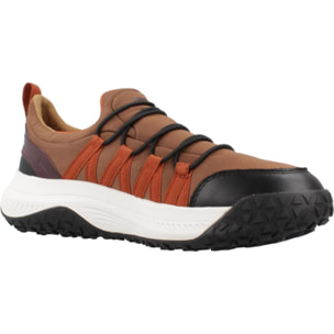 Sneakers de  Mujer de la marca GEOX  modelo D OLIVIERA MARRON