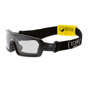 Gafas de deportes acuáticos OCEAN CHAMELEON - Negro brillante / Fotocromáticas con almohadilla nasal puntas y espuma negras con correa negra