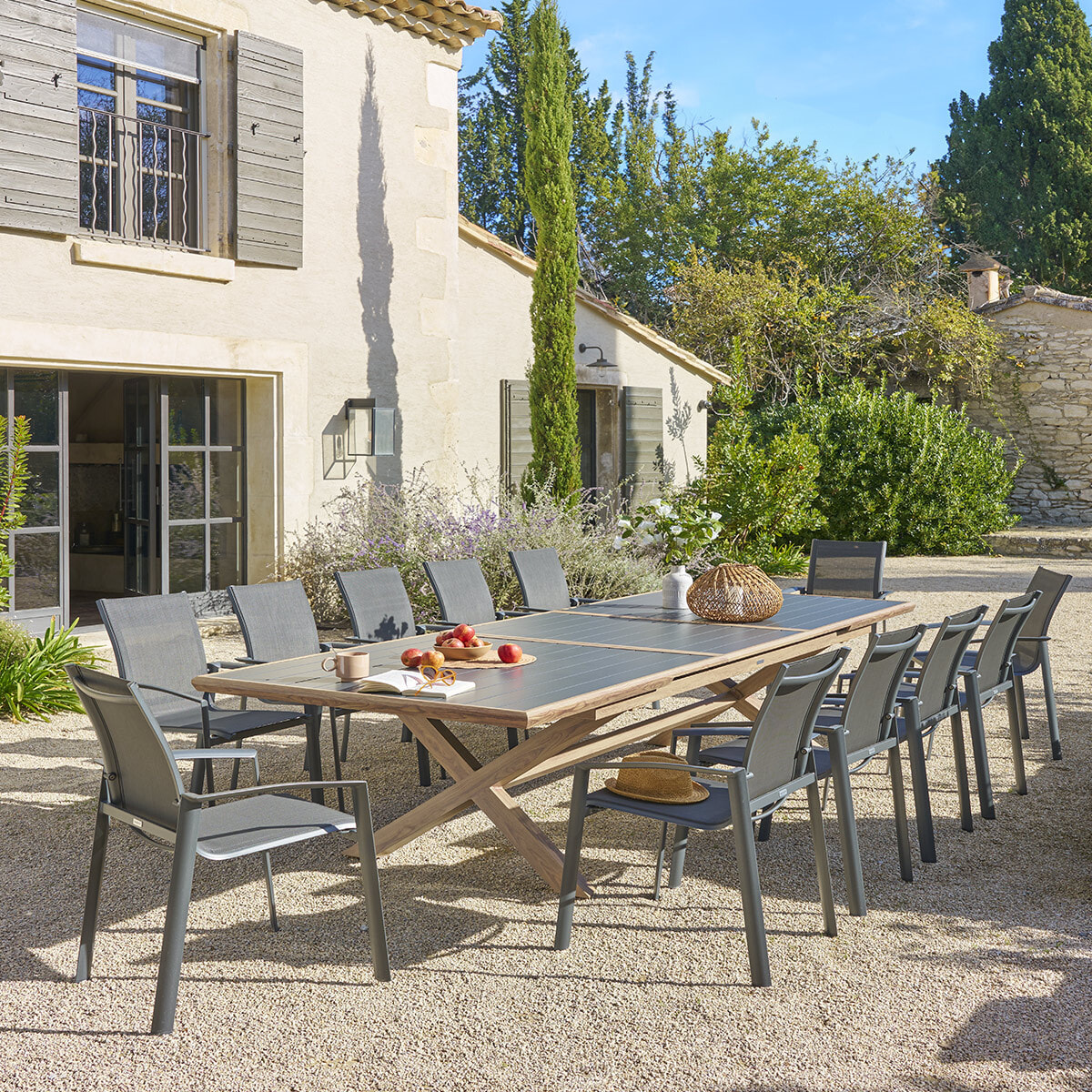 Table de jardin extensible "Axiome" graphite & honey 12 places en aluminium
