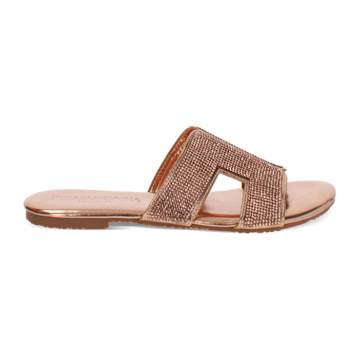 Sandaletto con tomaia laminata in strass color oro-rosa