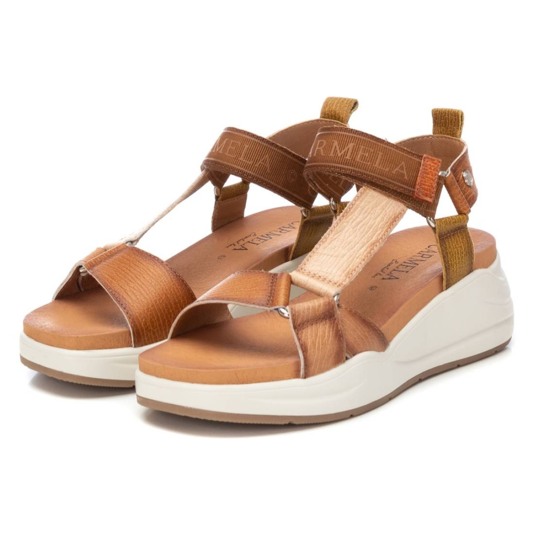 Sandalia de piel camel