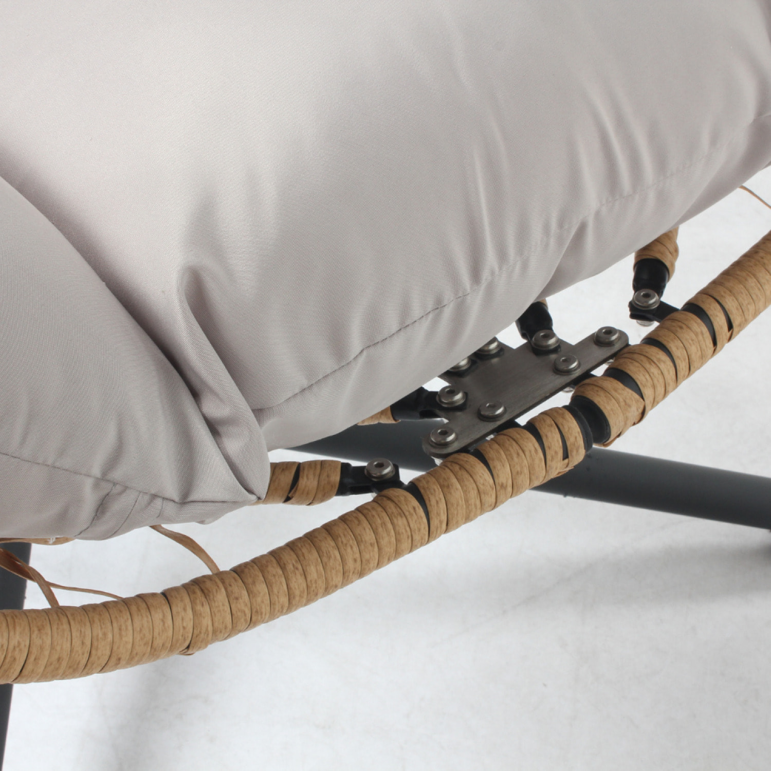 Fauteuil suspendu effet rotin LIMA