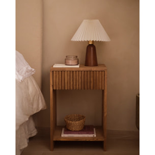 Mesita de noche de madera maciza con un cajón en tono roble oscuro de varias medidas