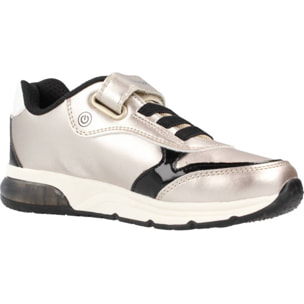 Zapatillas Niña de la marca GEOX  modelo J SPACECLUB G. ORO