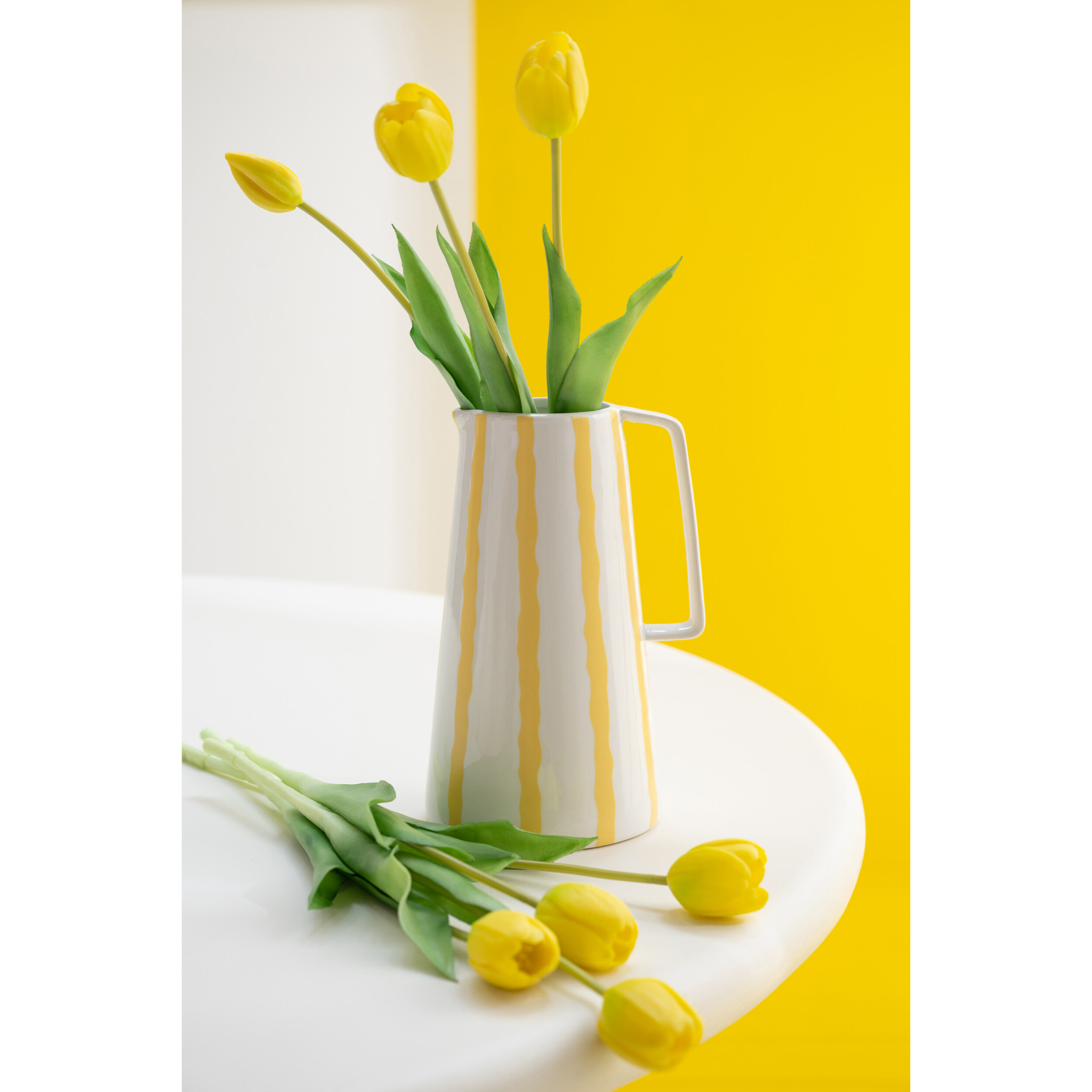 J-Line Carafe Lignée Dolomite - céramique - blanc/jaune clair
