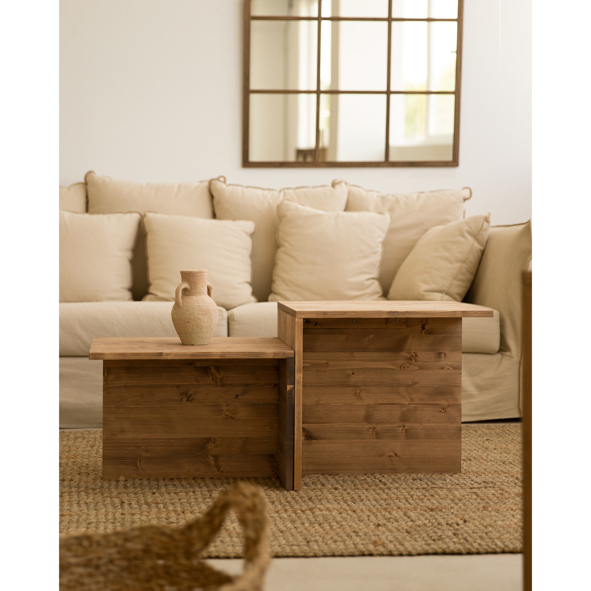 Table basse 2 pièces en bois massif ton chêne foncé 100x45cm Hauteur: 44.6 Longueur: 100 Largeur: 39