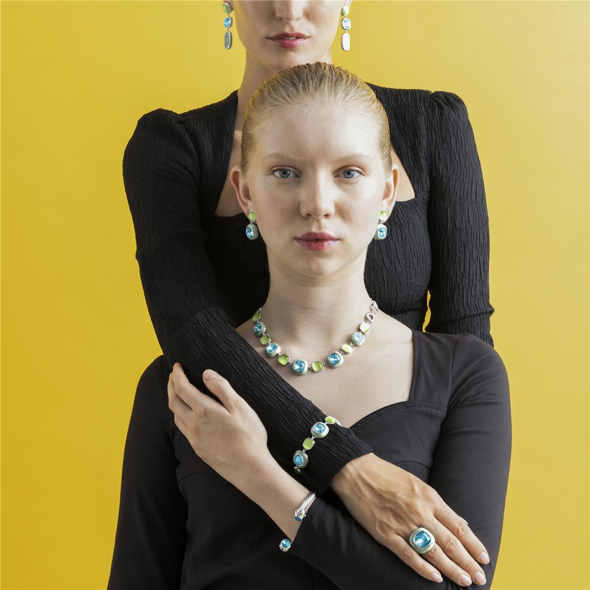 Pulsera con Cristal Azul acabado plata