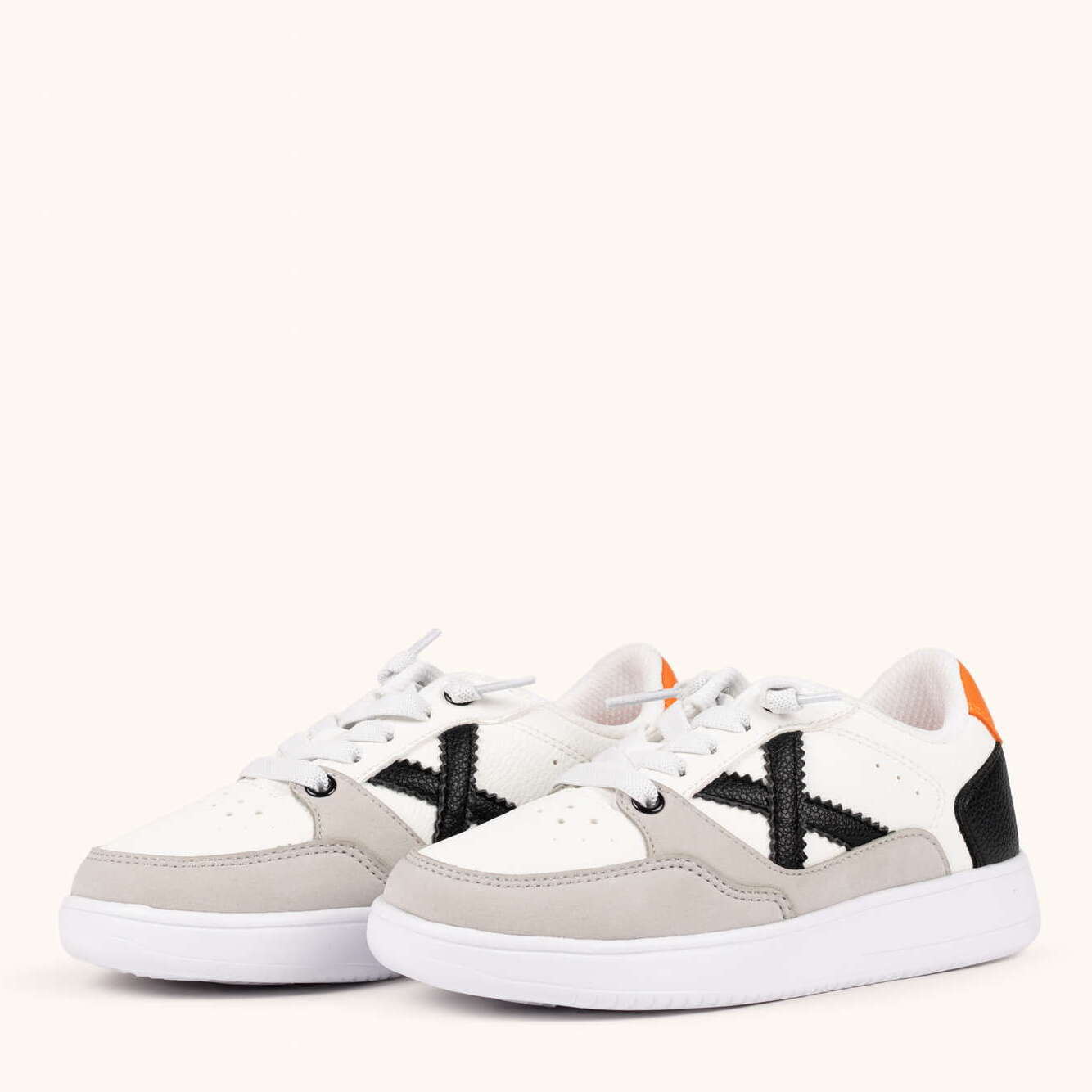Zapatilla Infantil Multimaterial en Blanco, Gris y Naranja - MUNICH LEGIT KID 25