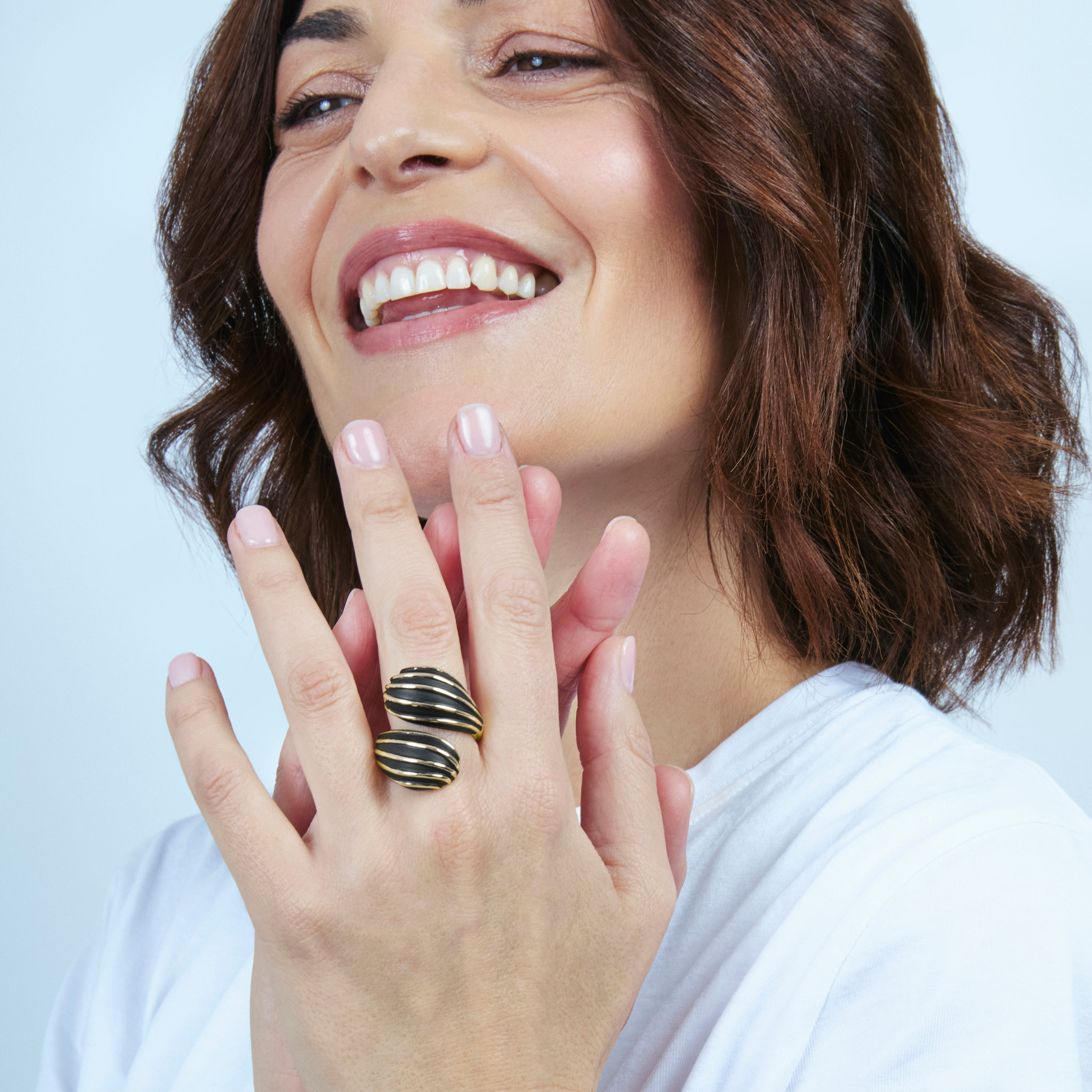 Anillo Hitea acabado oro amarillo 18k