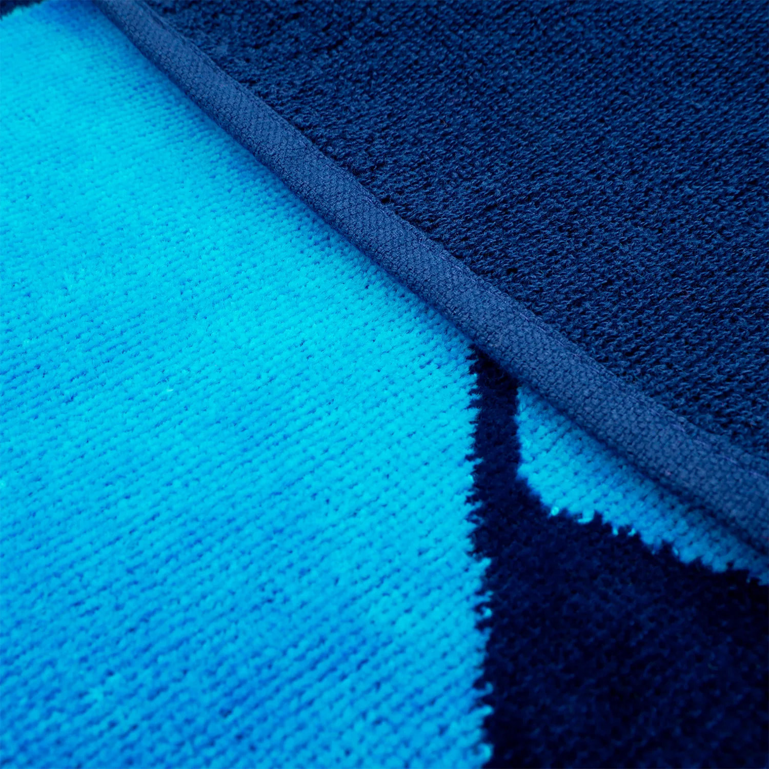 Serviette de plage éponge velours Jacquard Bleu 95x175 440g/m² - Pyrgos