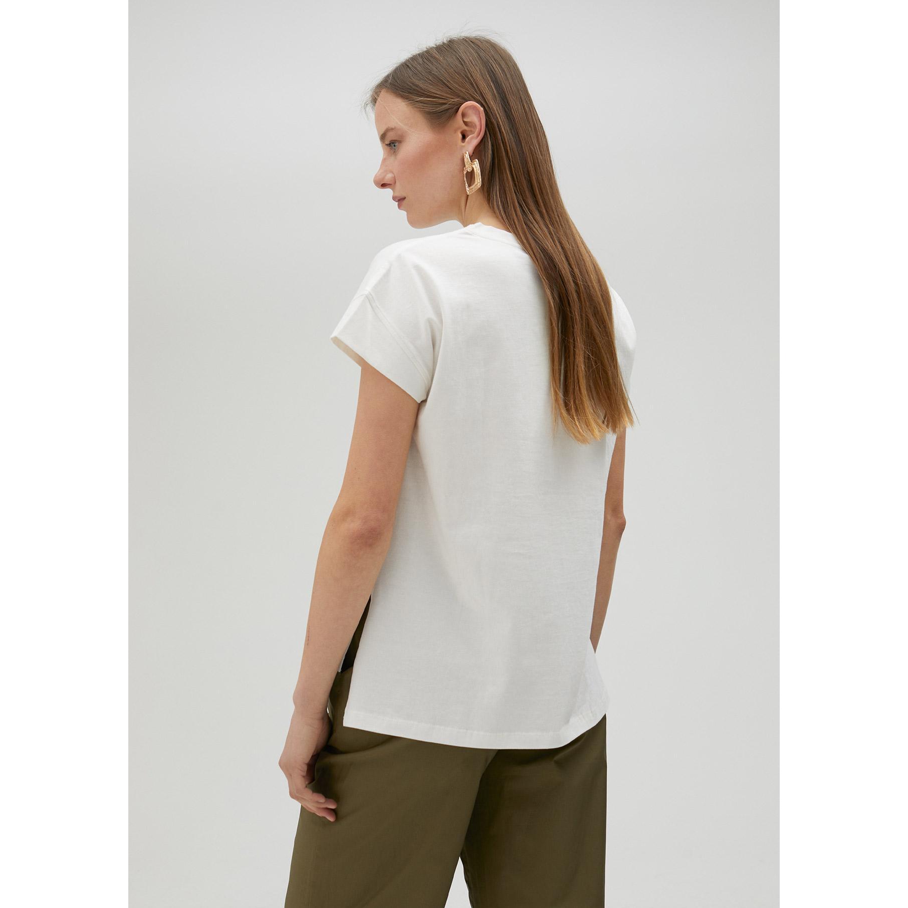 Maglietta con logo multirighe