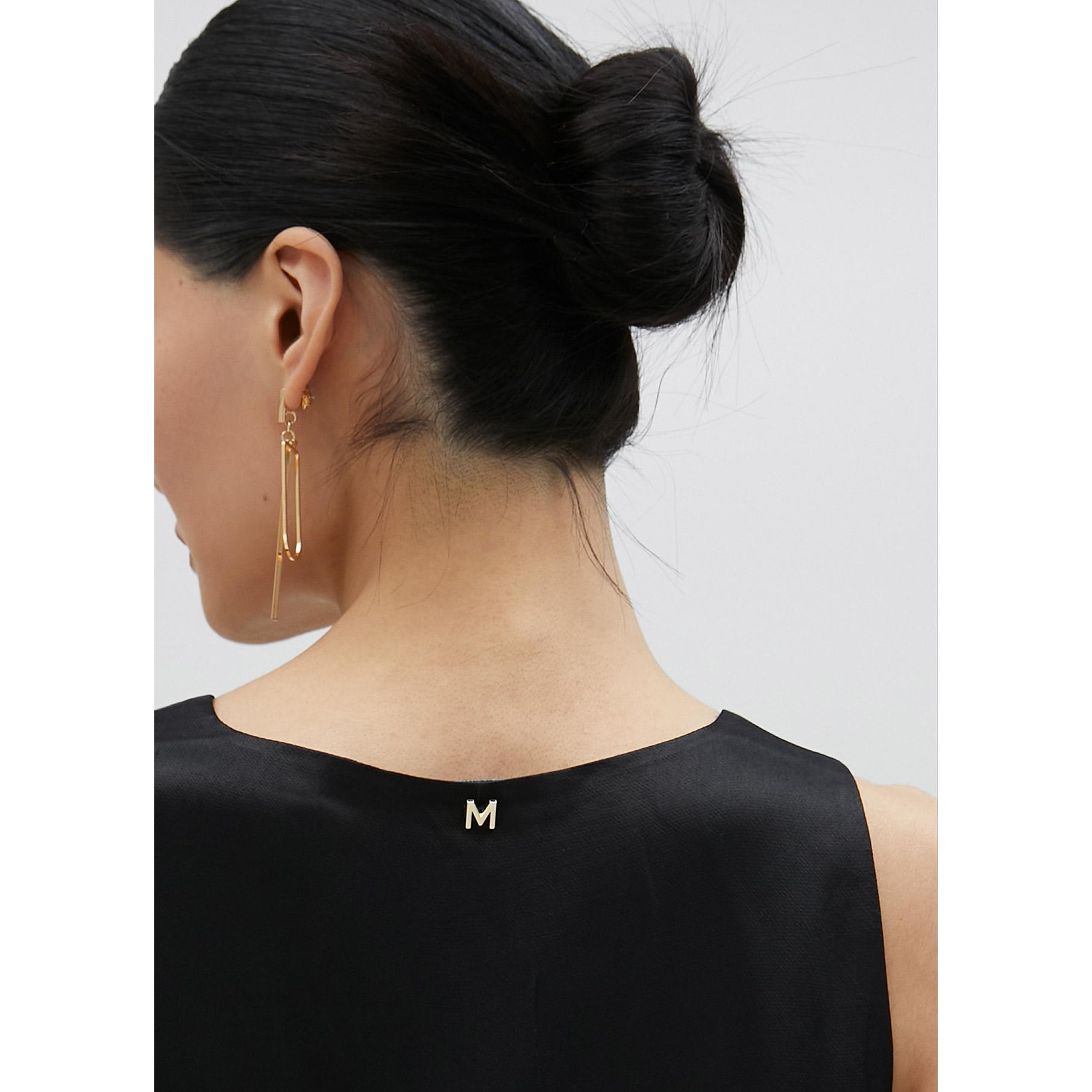Top basic con spalline
