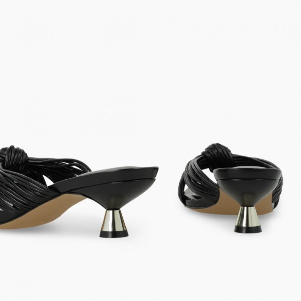 SANDALIAS NEGRAS A-DENIA