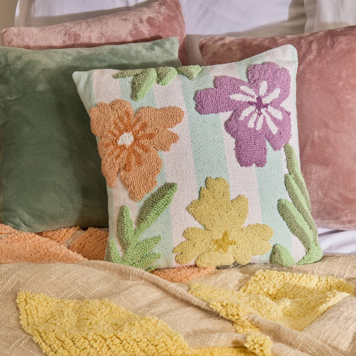 Coussin Fleurs sauvages 45x45cm vert