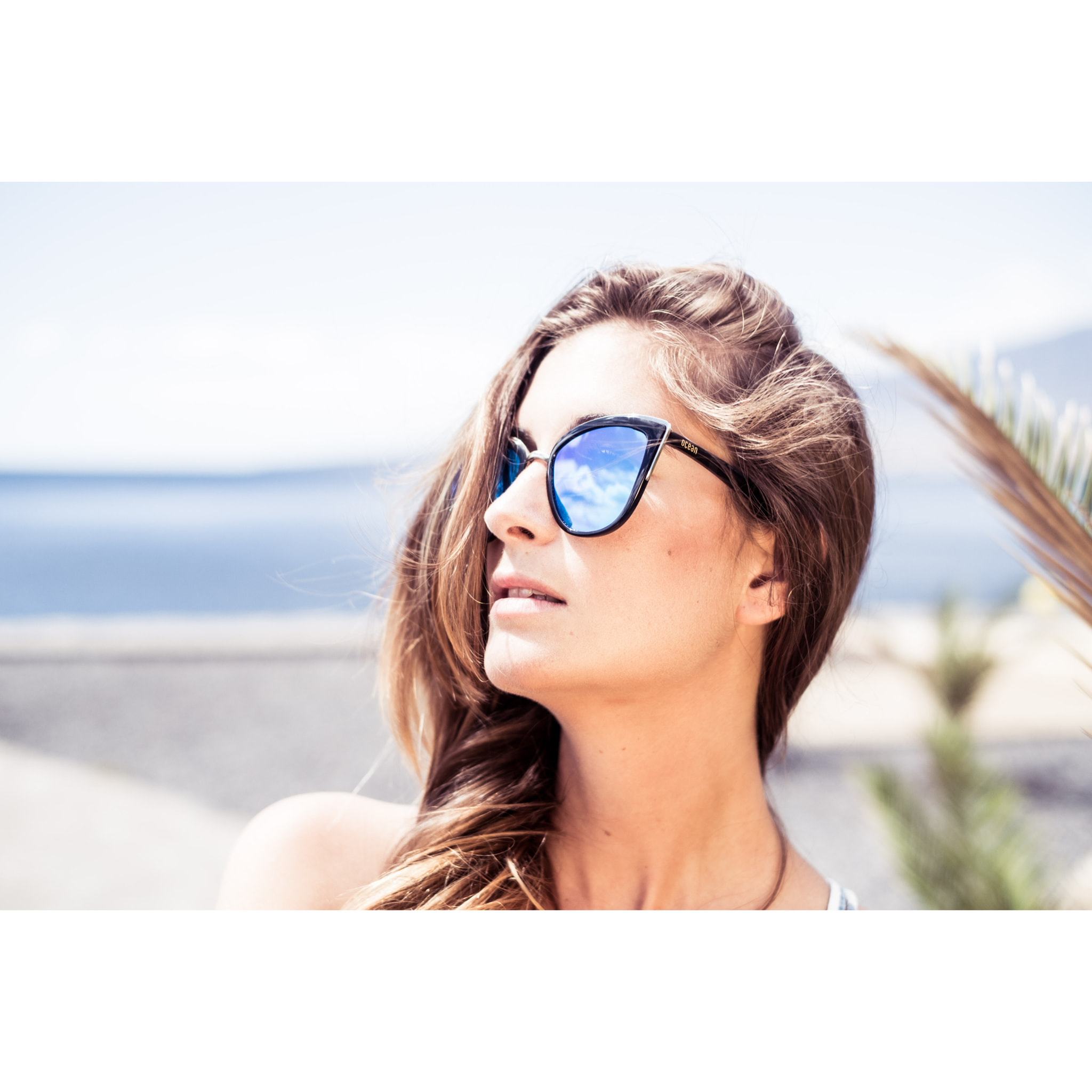 Gafas de sol OCEAN CAT EYE - Negro brillante y metal plateado brillante / Plana de pc ahumada con revo azul cielo real