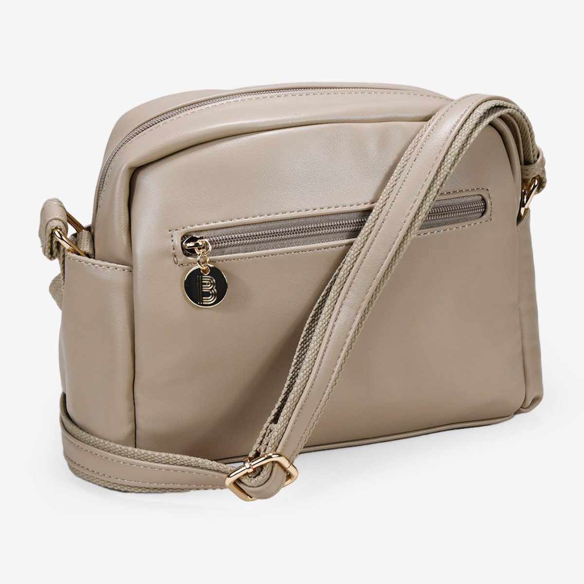 Bolso bandolera beige con cinturón y cremallera