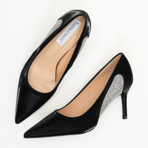 Dècolletè pumps in simil pelle verniciata con strass laterali